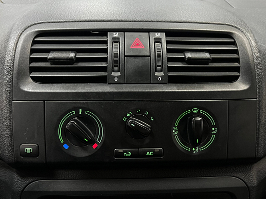 Skoda Fabia Ambition, 2012 года, пробег 160000 км