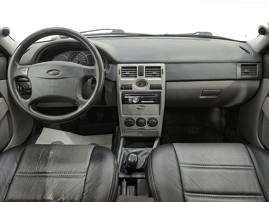 Lada (ВАЗ) Priora Норма, 2011 года, пробег 185958 км
