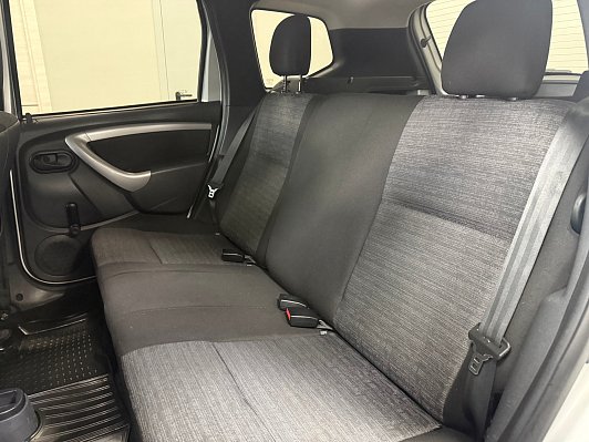 Renault Duster LE Adventure, 2014 года, пробег 136104 км