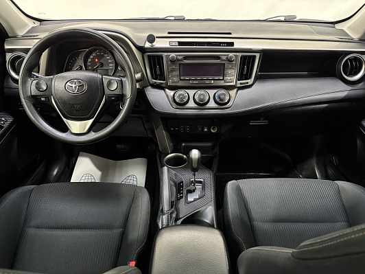 Toyota RAV4 Стандарт, 2015 года, пробег 158000 км