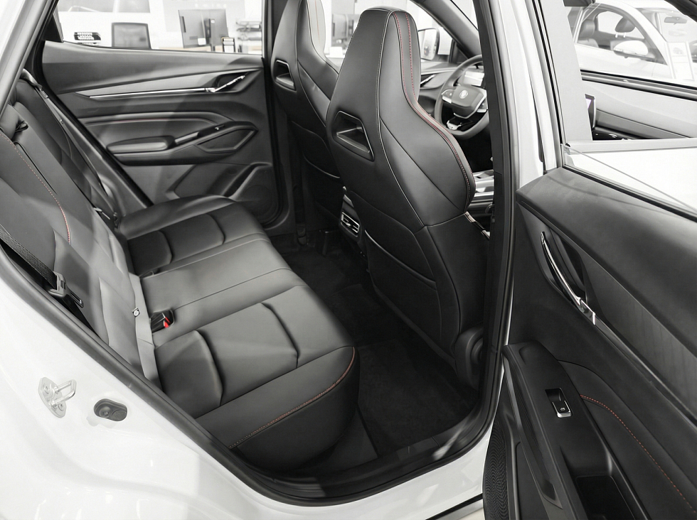 Changan CS35 Max Tech, белый