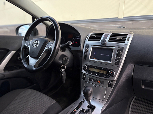 Toyota Avensis, 2011 года, пробег 184380 км