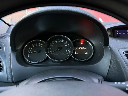 Renault Megane, 2011 года, пробег 277263 км