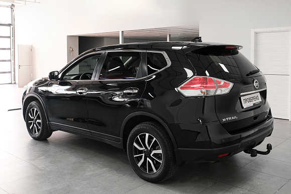 Nissan X-Trail SE, 2017 года, пробег 105000 км