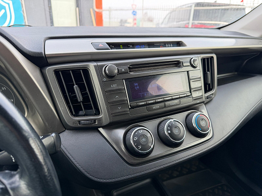 Toyota RAV4, 2013 года, пробег 141491 км