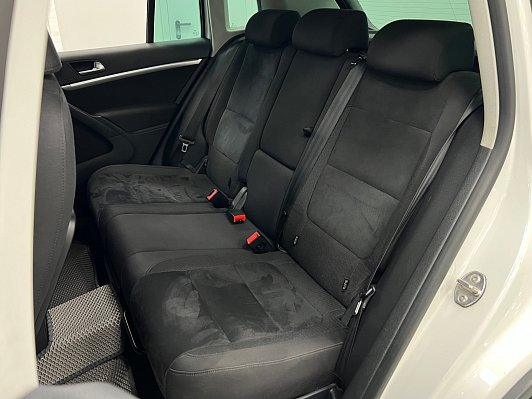 Volkswagen Tiguan Cup, 2013 года, пробег 214000 км