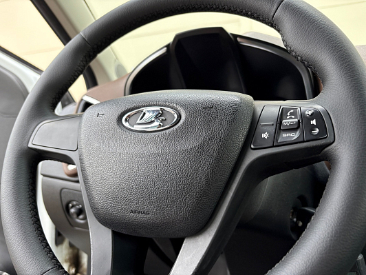 Lada (ВАЗ) XRAY Luxe, 2017 года, пробег 89000 км