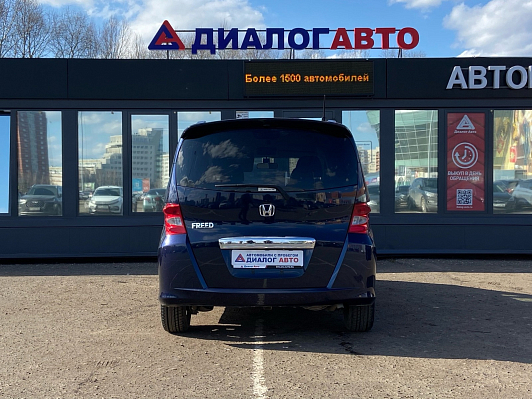 Honda Freed, 2009 года, пробег 259000 км