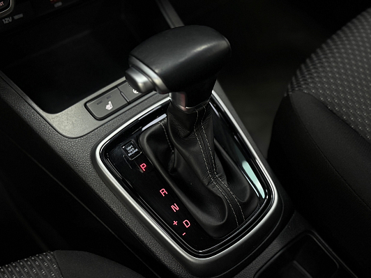 Kia Rio Luxe, 2021 года, пробег 102800 км