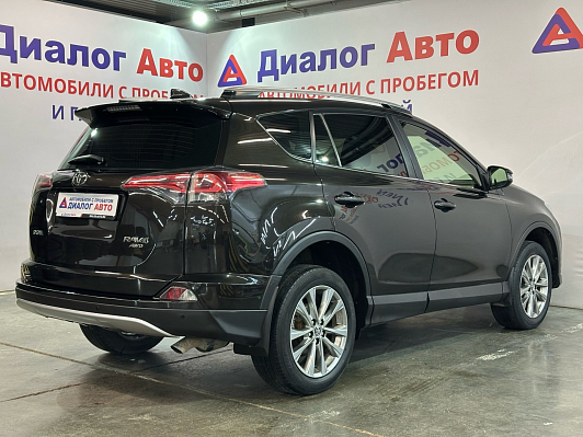 Toyota RAV4, 2016 года, пробег 137000 км
