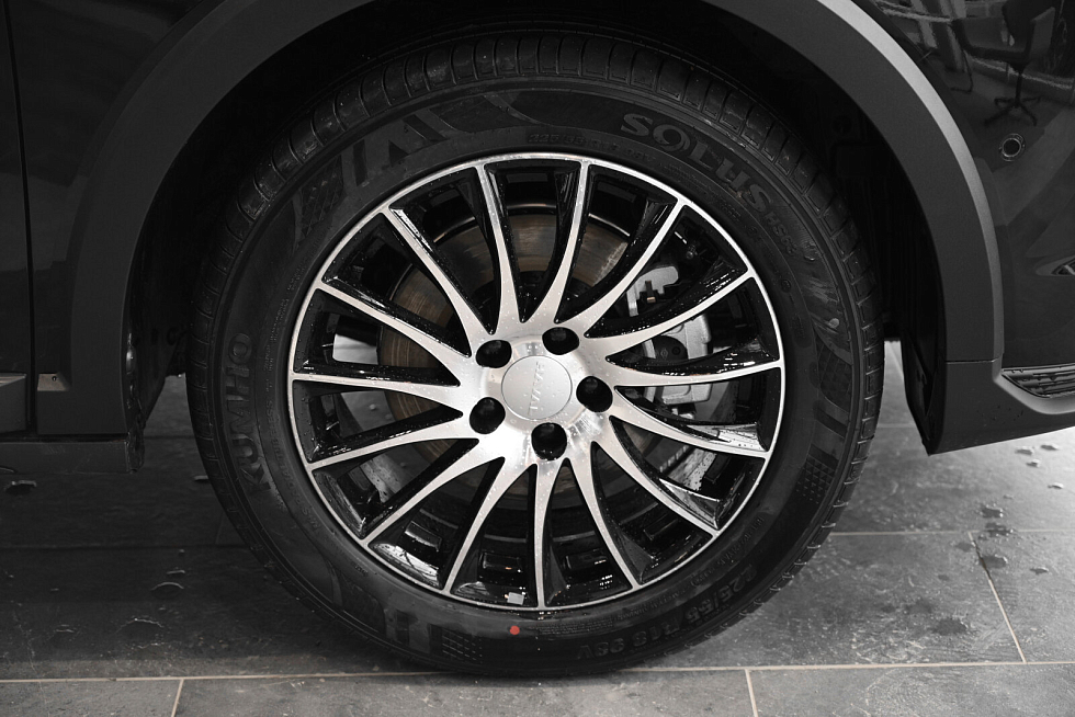 Haval Jolion Премиум, черный