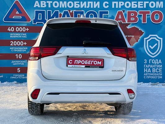 Mitsubishi Outlander, 2022 года, пробег 46200 км