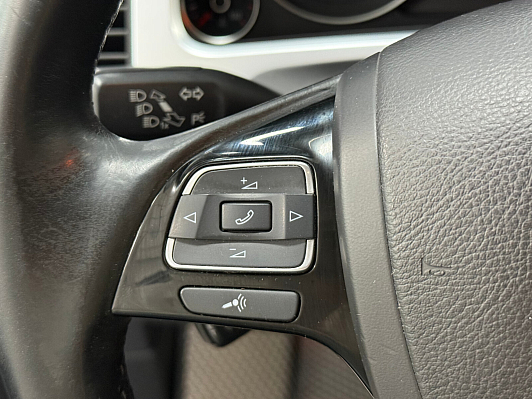 Volkswagen Touareg, 2010 года, пробег 223384 км