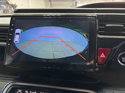 Honda Stepwgn, 2016 года, пробег 103370 км