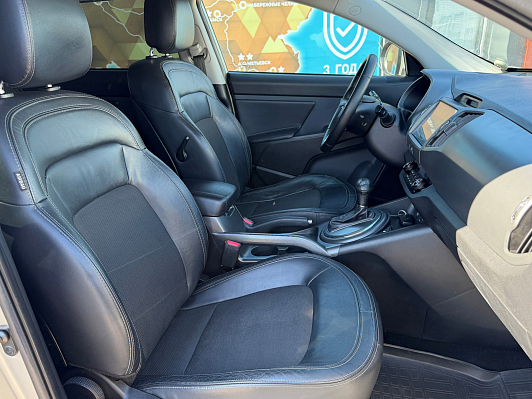 Kia Sportage Prestige, 2012 года, пробег 184600 км
