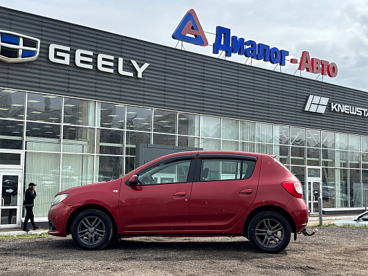 Renault Sandero Confort, 2014 года, пробег 219536 км