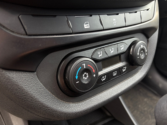 Lada (ВАЗ) Vesta Comfort, 2021 года, пробег 49000 км
