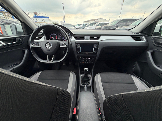 Skoda Rapid Hockey Edition Ambition, 2019 года, пробег 97248 км