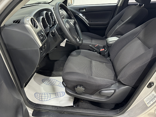 Toyota Matrix, 2002 года, пробег 217200 км