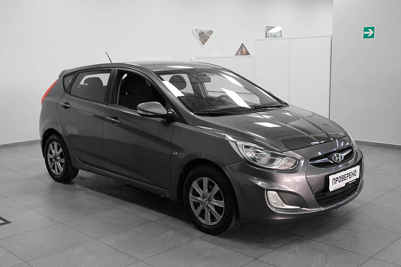 Hyundai Solaris Dynamic, 2012 года, пробег 190000 км