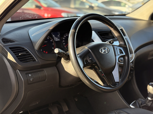 Hyundai Solaris Comfort, 2012 года, пробег 180760 км