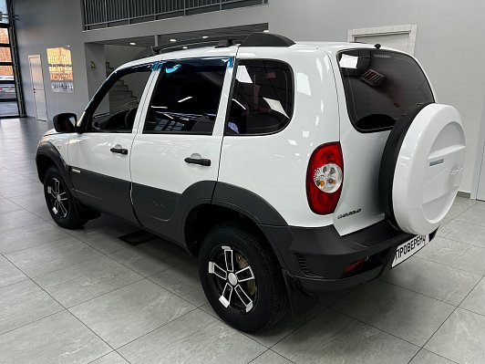 Chevrolet Niva LE, 2014 года, пробег 84959 км