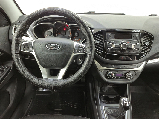 Lada (ВАЗ) Vesta Luxe, 2020 года, пробег 106345 км