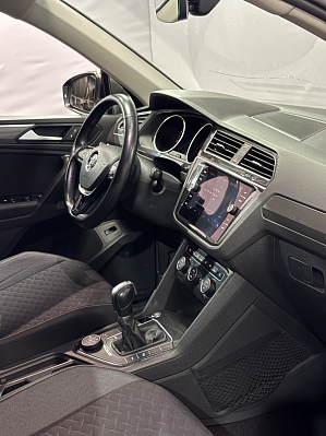Volkswagen Tiguan Exclusive, 2018 года, пробег 151064 км