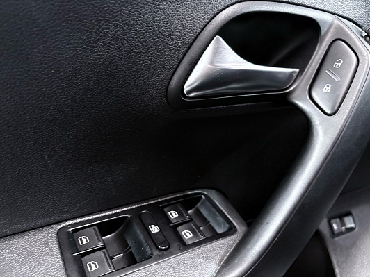 Volkswagen Polo Comfortline, 2017 года, пробег 100054 км