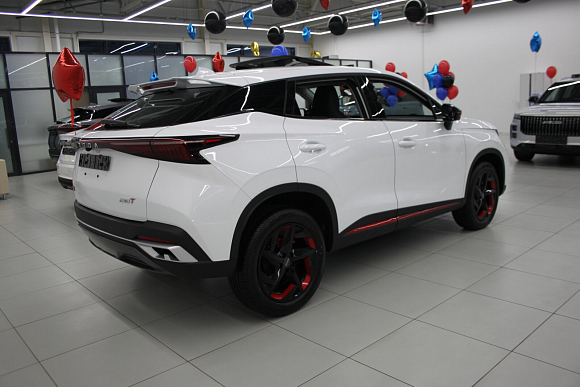 Omoda C5 Active, белый