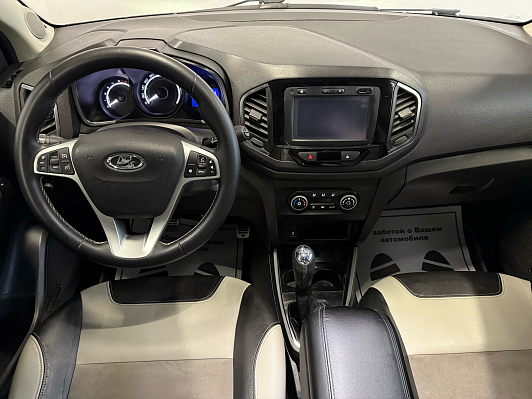 Lada (ВАЗ) XRAY Exclusive (2018), 2018 года, пробег 170000 км