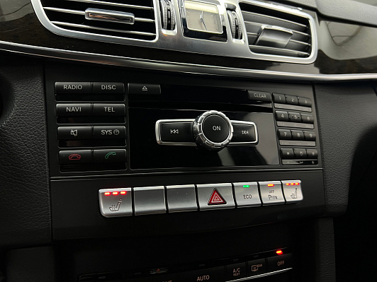 Mercedes-Benz E-Класс E200 Особая серия, 2014 года, пробег 228230 км