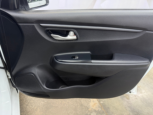 Kia Rio Luxe, 2018 года, пробег 125338 км