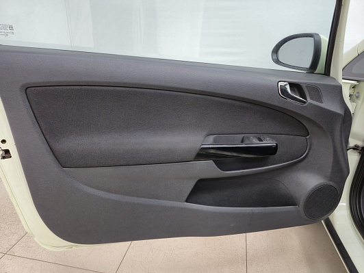 Opel Corsa Like Edition, 2012 года, пробег 175003 км