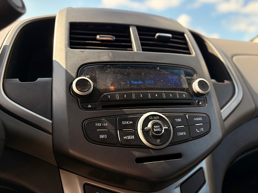 Chevrolet Aveo LT, 2013 года, пробег 221025 км