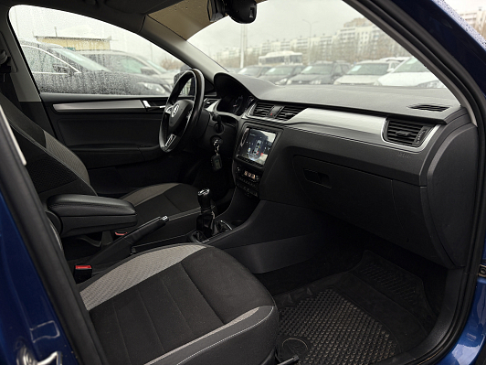 Skoda Rapid Ambition, 2017 года, пробег 173730 км