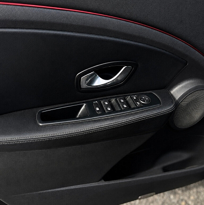 Renault Fluence, 2011 года, пробег 302000 км