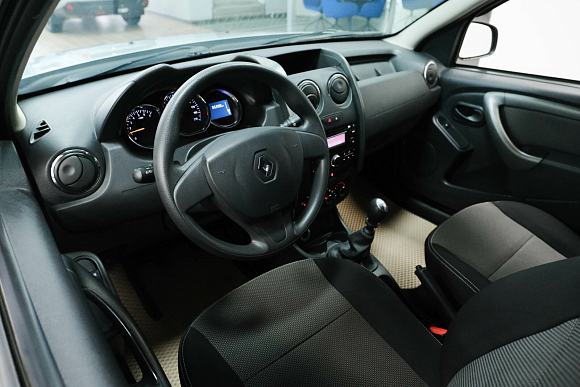 Renault Duster Dakar Edition, 2015 года, пробег 68700 км