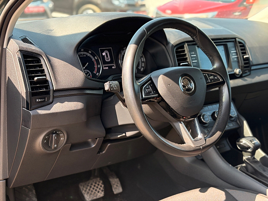 Skoda Karoq Ambition, 2020 года, пробег 136185 км