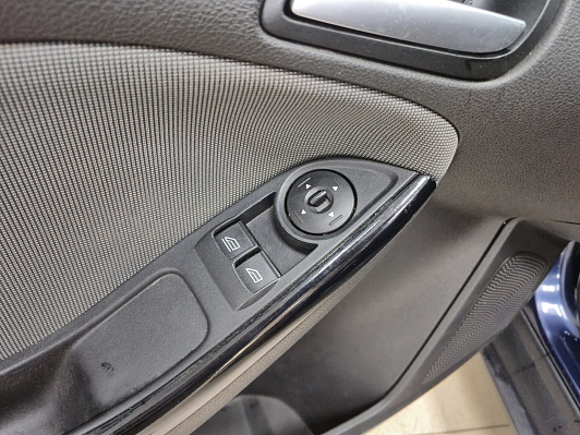 Ford Focus Trend, 2013 года, пробег 161231 км