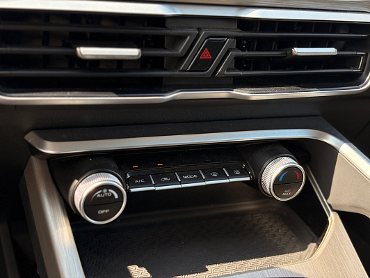 Geely Coolray Flagship, 2023 года, пробег 25630 км