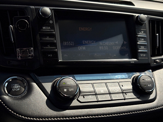 Toyota RAV4 Exclusive, 2016 года, пробег 119747 км