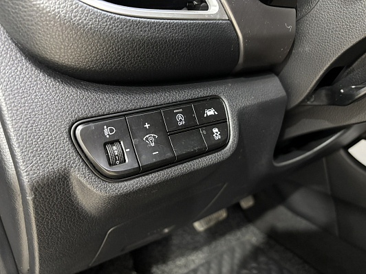 Kia Seltos, 2019 года, пробег 120179 км