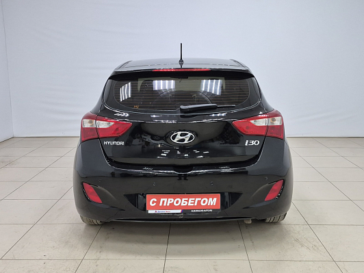 Hyundai i30 Classic, 2012 года, пробег 252075 км