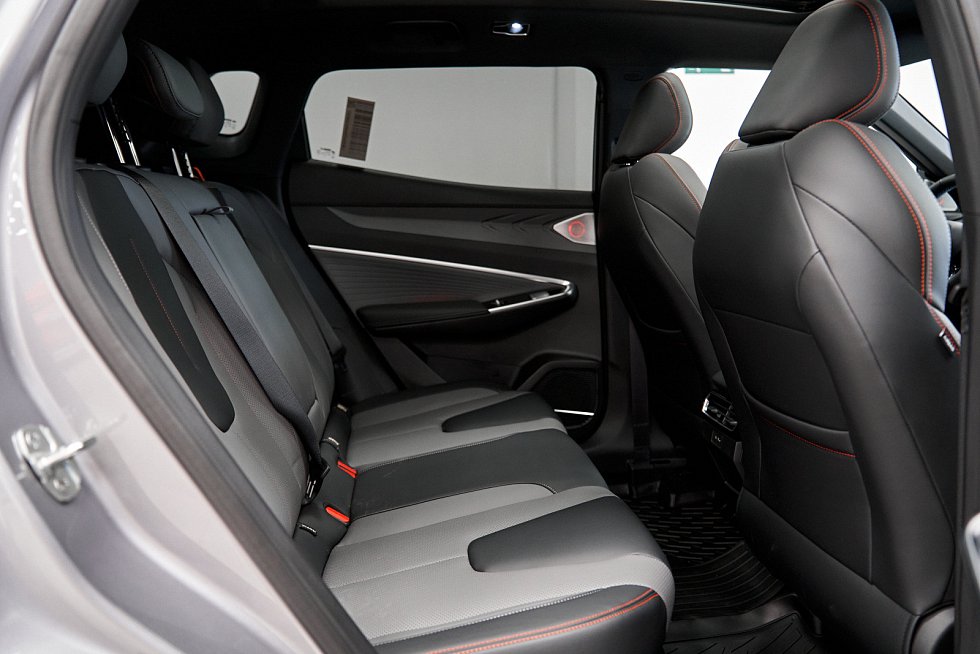 Geely Cityray Спорт, серебряный