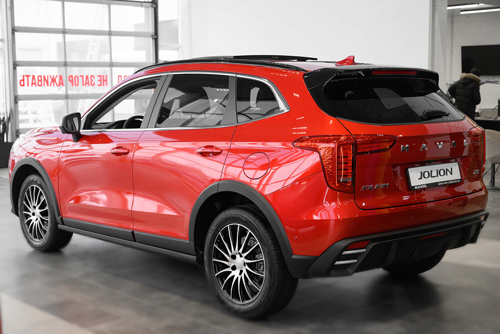 Haval Jolion Tech+, красный