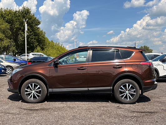 Toyota RAV4, 2017 года, пробег 191282 км