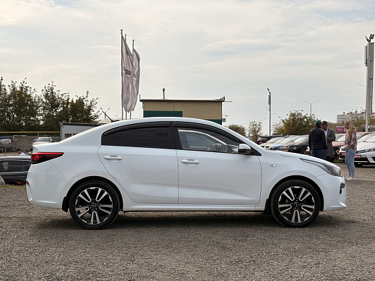 Kia Rio Лига Европы, 2018 года, пробег 85249 км