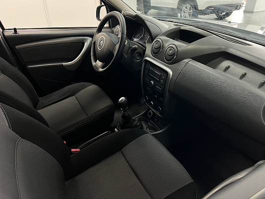 Renault Duster Privilege, 2012 года, пробег 216000 км