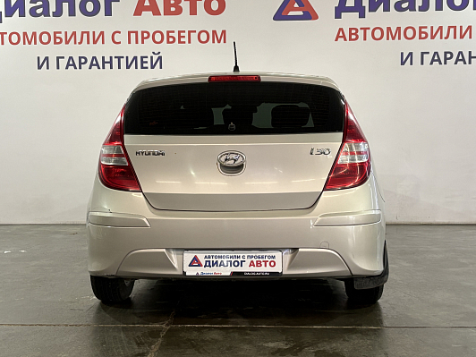 Hyundai i30 Classic, 2010 года, пробег 201000 км